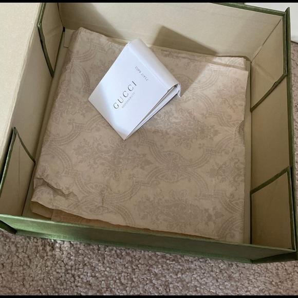 Willing to negotiate real buyers please OG price 520 I will trade for shoes to - Picture 4 of 5